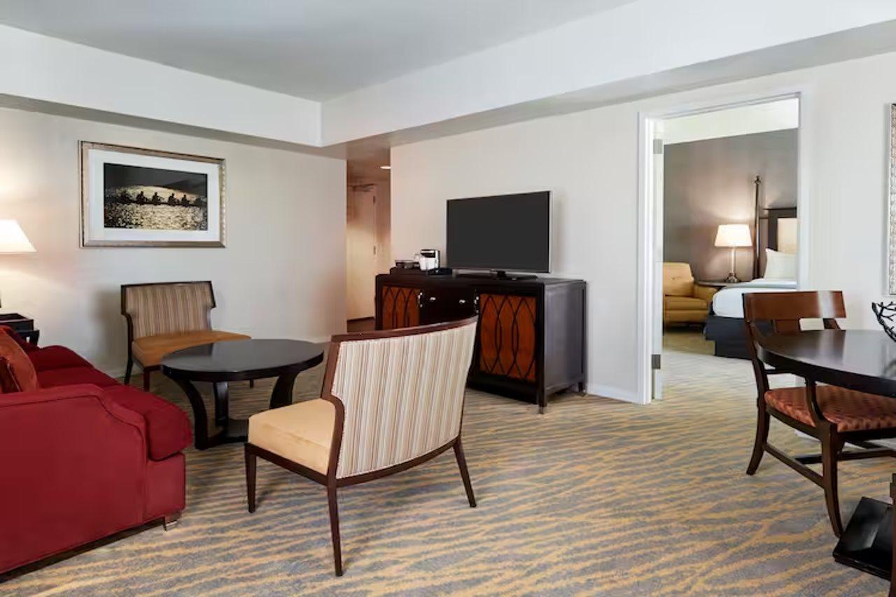 The Inn At Penn, A Hilton Hotel Philadelphia Buitenkant foto