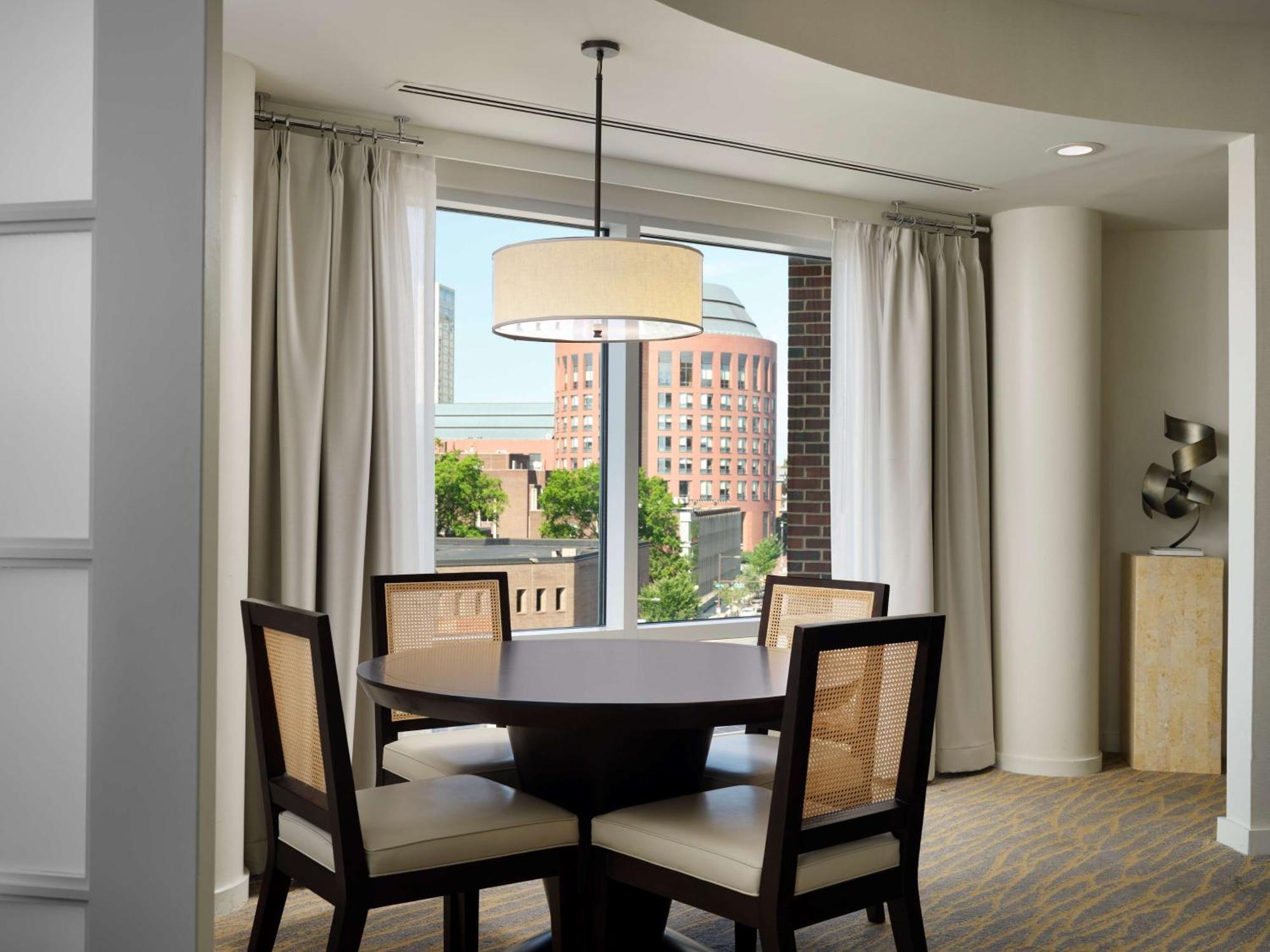 The Inn At Penn, A Hilton Hotel Philadelphia Buitenkant foto