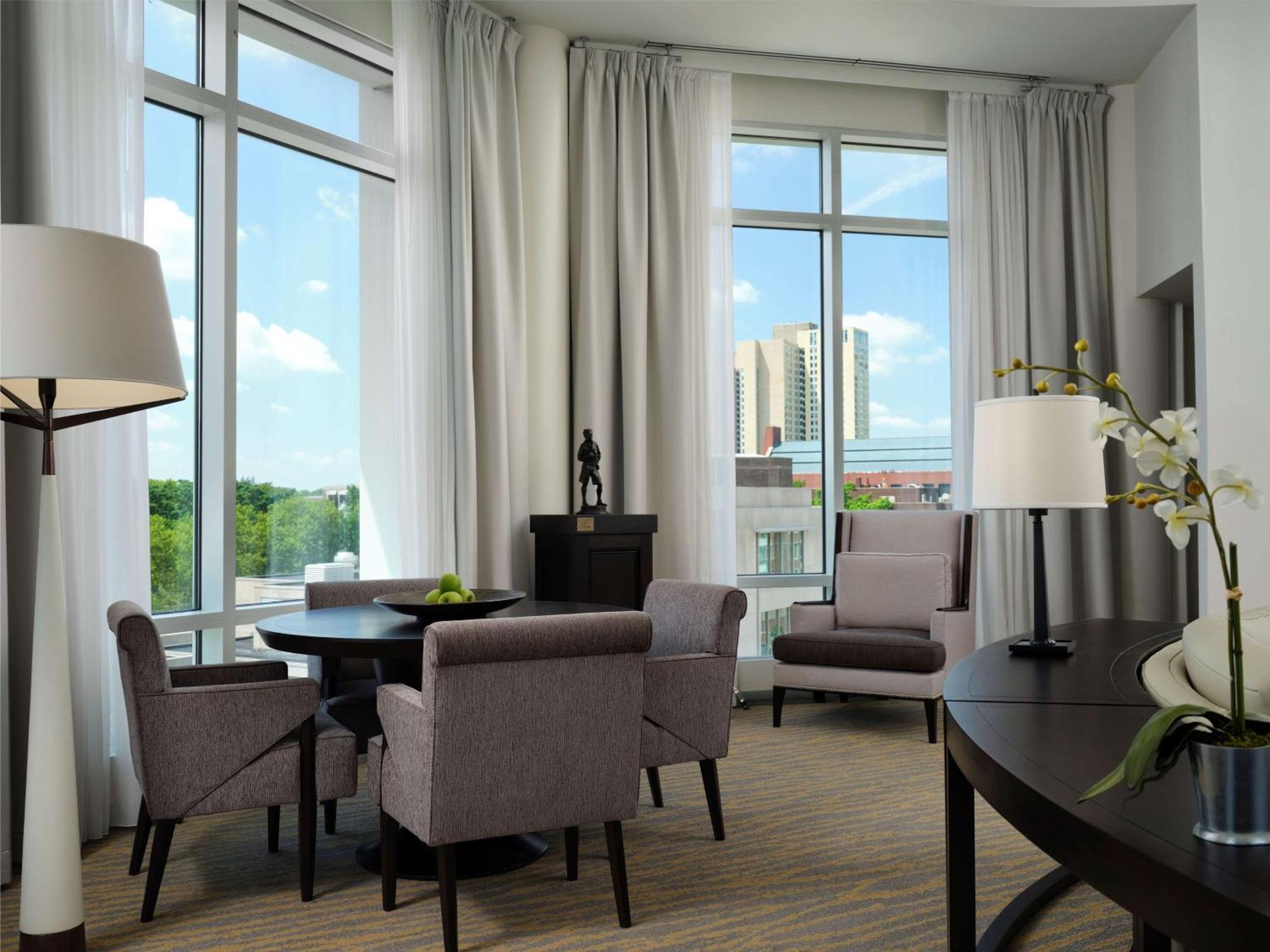 The Inn At Penn, A Hilton Hotel Philadelphia Buitenkant foto